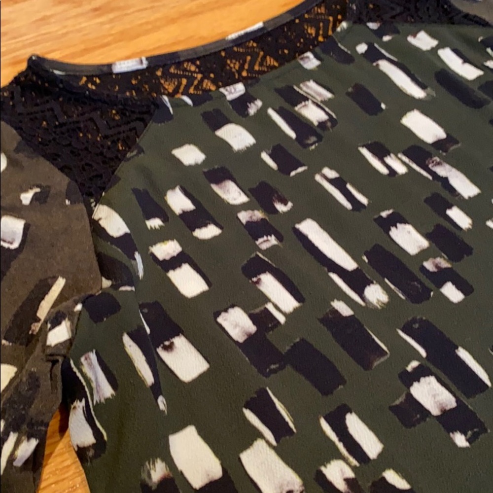 Anthropologie Weston lace neck printed blouse top